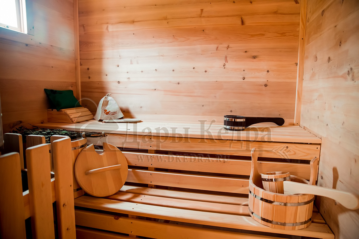 Каркасно-щитовая баня из кедра «Мега»